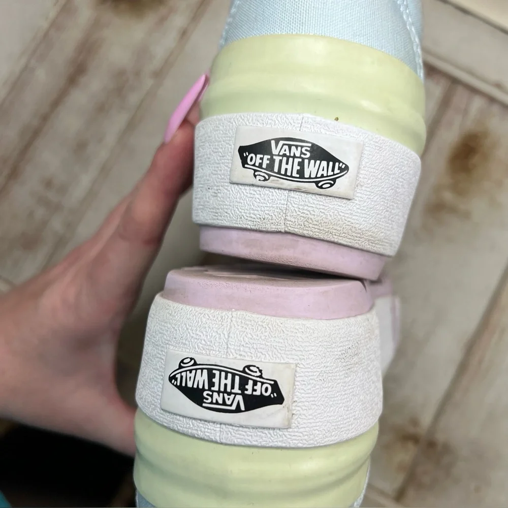 Vans Old Skool Stacked Platform Sneaker - Picture 8 of 13